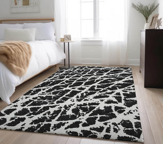 Piper Looms Mayfield Organic AMF501 Black Machine Washable Area Rug Lifestyle Image Feature