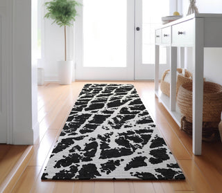 Piper Looms Mayfield Organic AMF501 Black Machine Washable Area Rug Runner Lifestyle Image Feature