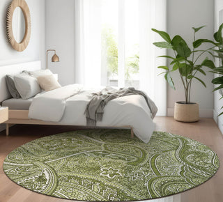 Piper Looms Mayfield Paisley AMF623 Green Machine Washable Area Rug Round Lifestyle Image Feature