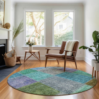 Piper Looms Mayfield Patchwork AMF663 Green Machine Washable Area Rug Round Lifestyle Image Feature