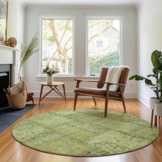 Piper Looms Mayfield Patchwork AMF685 Fern Machine Washable Area Rug Round Lifestyle Image Feature
