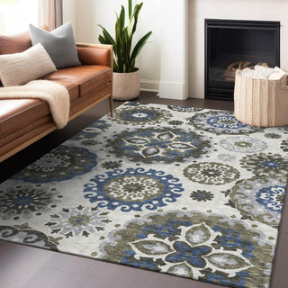 Piper Looms Mayfield Kaleidoscope AMF763 Pewter Machine Washable Area Rug Lifestyle Image Feature