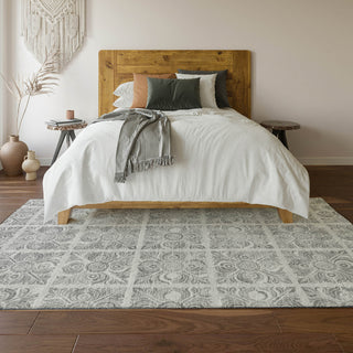 Piper Looms Mayfield Medallions AMF854 Silver Machine Washable Area Rug Lifestyle Image Feature