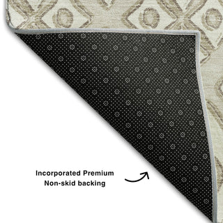 Piper Looms Mayfield Diamonds AMF866 Beige Machine Washable Area Rug Backing Image