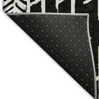Piper Looms Mayfield Arrows AMF906 Black Machine Washable Area Rug Backing Image