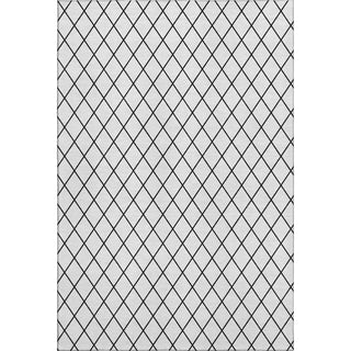 Piper Looms Mayfield Diamonds AMF932 White Machine Washable Area Rug main image