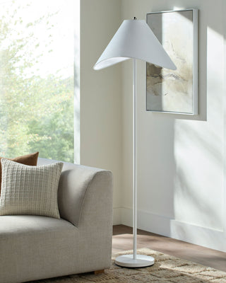 Surya Apuila API-013 Lamp Style Shot Feature