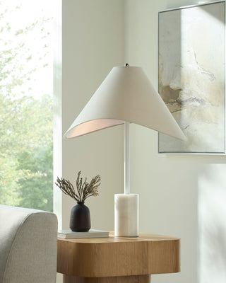 Surya Apuila API-019 Lamp Style Shot Feature