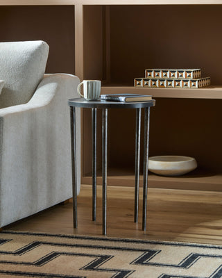 Livabliss Renato RNT-001 Lamp Style Shot Feature