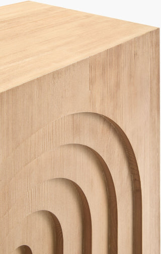 Surya Arwyn ARWN-001 Furniture Detail
