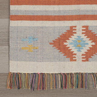 Nourison Baja BAJ03 Ivory/Grey Area Rug Detail Image