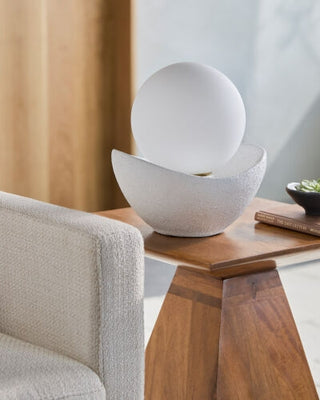 Surya Bocca BCC-001 Lamp Style Shot Feature