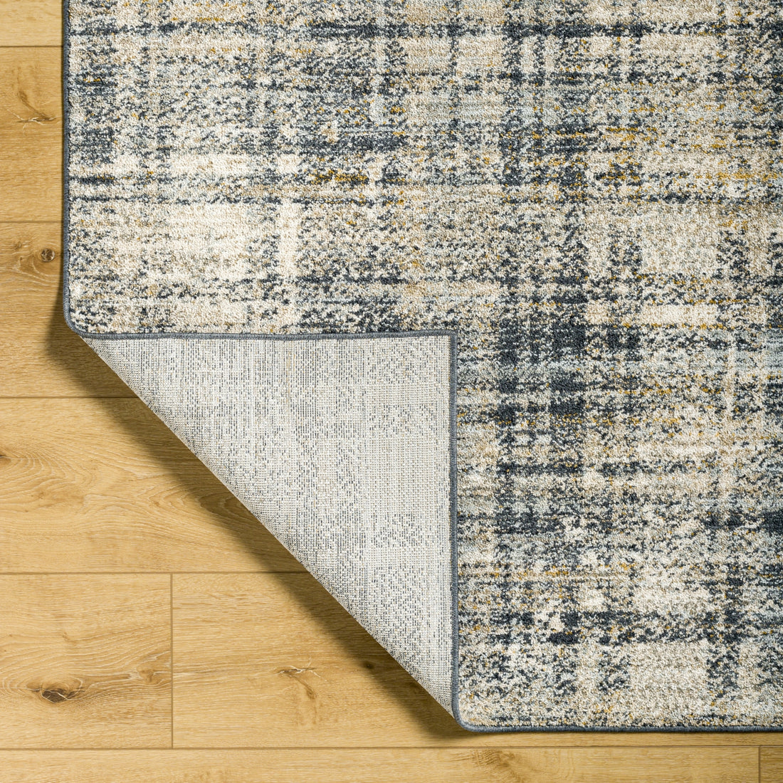 Livabliss Beckham BCM-2330 Area Rug – Incredible Rugs and Decor