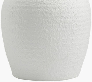 Surya Bordeaux BDX-001 White Lamp Detail