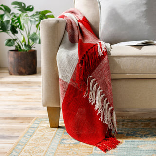Surya Bufflonne BFN-1000 Red Throw Style Shot Feature