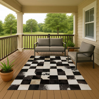 Dalyn Bozeman BM10 Black Machine Washable Area Rug Outdoor Lifestyle Image Feature