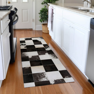 Dalyn Bozeman BM10 Black Machine Washable Area Rug Runner Lifestyle Image Feature