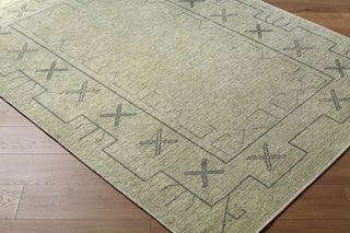 Becki Owens x Livabliss Casita BOCS-2302 Machine Washable Area Rug Corner Shot