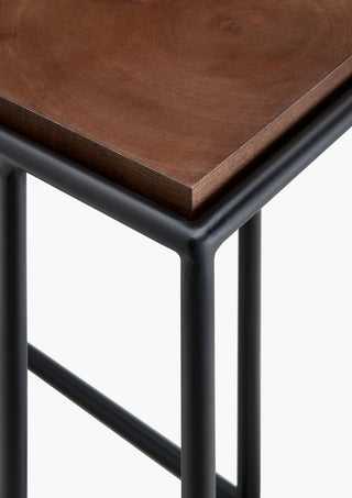 Surya Brax BRAX-002 Brown / Black Furniture Detail