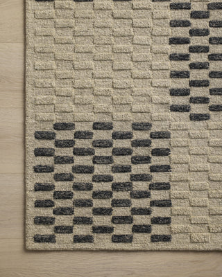 Chris Loves Julia X Loloi Bradley BRL-01 Beige/Midnight Area Rug Corner Image
