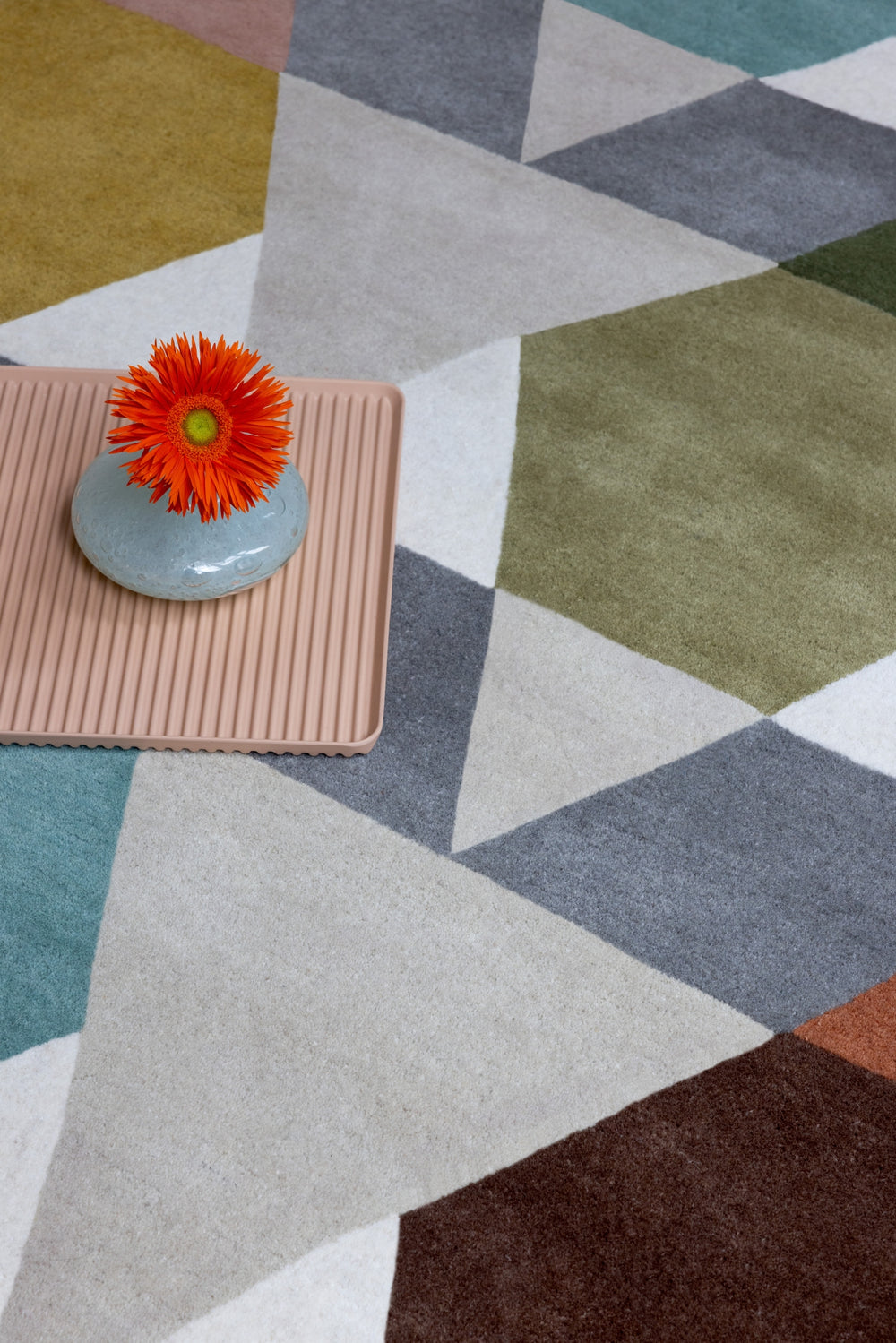 Brink and Campman Estella Vases Area Rug Room Image Feature