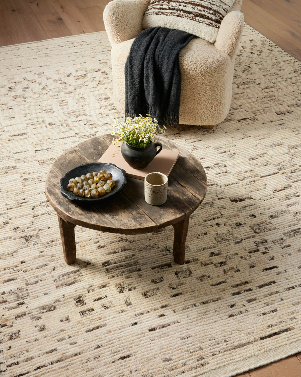 Amber Lewis x Loloi Briyana BRI-01 Natural / Granite Area Rug Lifestyle Image Feature
