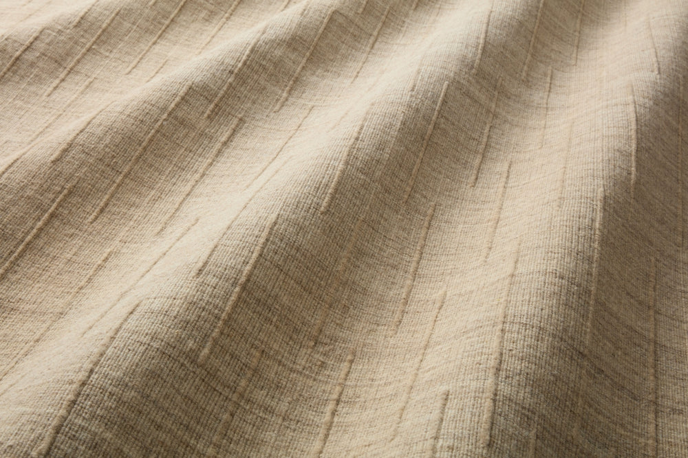 Loloi Brooks BRO-01 Oatmeal Area Rug Lifestyle Image Feature