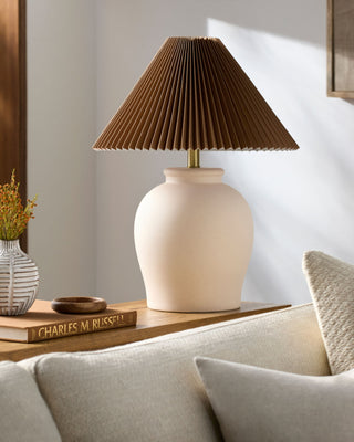 Livabliss Besson BSS-007 Lamp Style Shot Feature