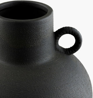 Surya Acanceh CCH-001 Black Corner Shot