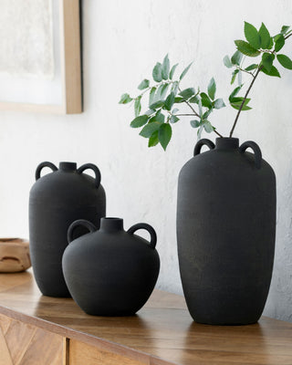 Surya Acanceh CCH-003 Black Style Shot Feature