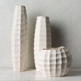 Surya Cirio CII-001 Cream Style Shot Feature