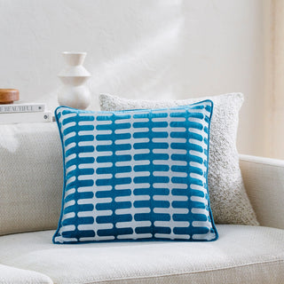 Surya Connecticut CIU-002 Deep Teal Style Shot