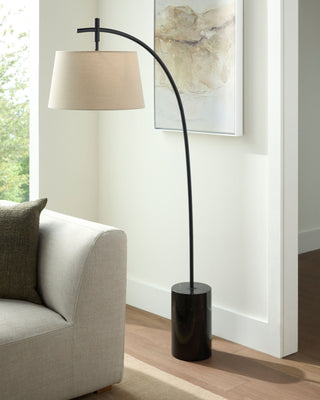 Surya Cadenza CNZ-003 Lamp Style Shot Feature