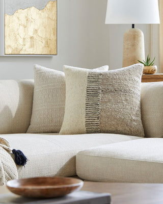 Surya Deccan Traps DTP-005 Beige Style Shot