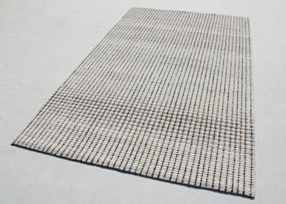 Dynamic Rugs Trono 5481 Ivory/Natural Area Rug Room Scene Feature