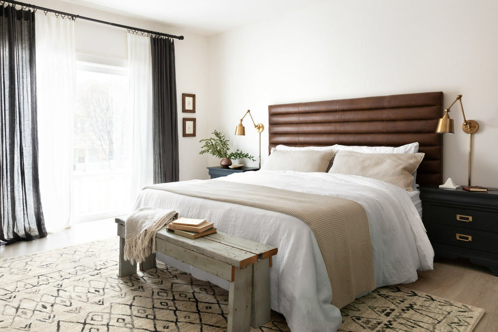 Loloi Emory EB-09 Heather Gray / Black Area Rug Lifestyle Image Feature