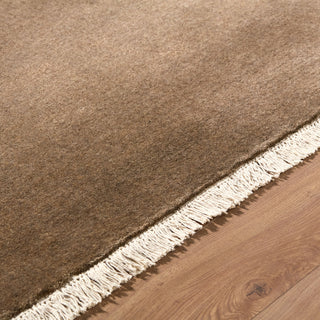 Surya Evergreen EVG-2316 Umber Area Rug Detail