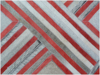 Exquisite Rugs Natural Hide 2137 Red/Multi Area Rug Closeup Image