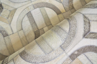 Exquisite Rugs Natural Hide 2141 Silver/Ivory Area Rug Pile Image