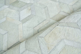 Exquisite Rugs Natural Hide 2145 Ivory Area Rug Pile Image