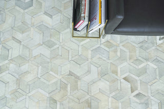 Exquisite Rugs Natural Hide 2145 Ivory Area Rug Detail Image