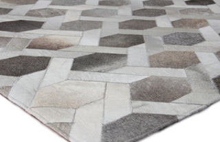 Exquisite Rugs Natural Hide 2155 Gray/Silver Area Rug Corner Image