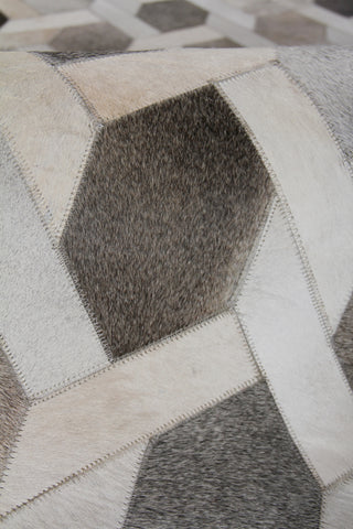 Exquisite Rugs Natural Hide 2155 Gray/Silver Area Rug Pile Image