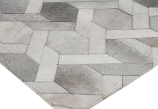 Exquisite Rugs Natural Hide 2156 Ivory Area Rug Corner Image