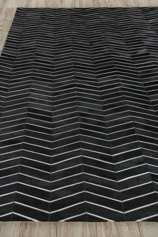 Exquisite Rugs Natural Hide 2164 Black/Ivory Area Rug Closeup Image