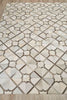 Exquisite Rugs Natural Hide 2174 Ivory/Medium Gray/Multi Area Rug Closeup Image