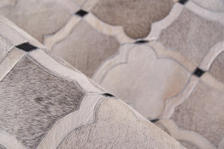 Exquisite Rugs Natural Hide 2176 Silver/Ivory/Dark Gray Area Rug Pile Image