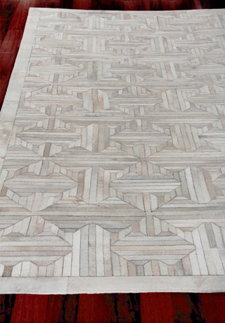 Exquisite Rugs Natural Hide 2178 Ivory Area Rug Closeup Image
