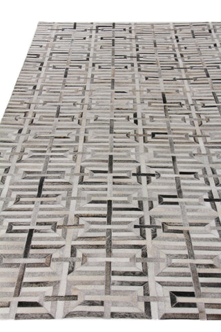 Exquisite Rugs Natural Hide 2202 Silver/Ivory Area Rug Closeup Image