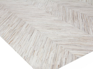 Exquisite Rugs Natural Hide 2205 Ivory/Multi Area Rug Corner Image
